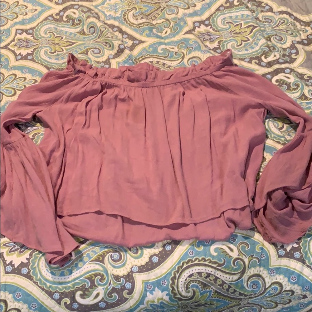 Off-the-shoulder top